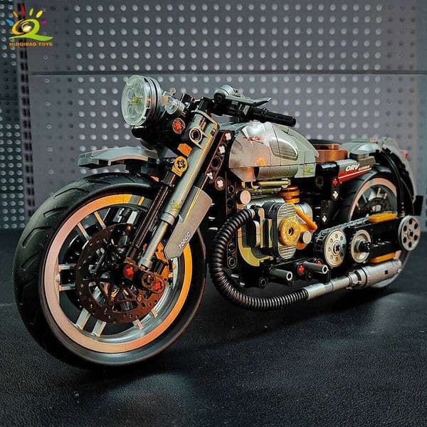 HUIQIBAO 808PCS MOC Technial Motorbike Building Model Blocks City Moto Racer Bricks Toy for Kids Boy Children Adult Car Set 26W0205