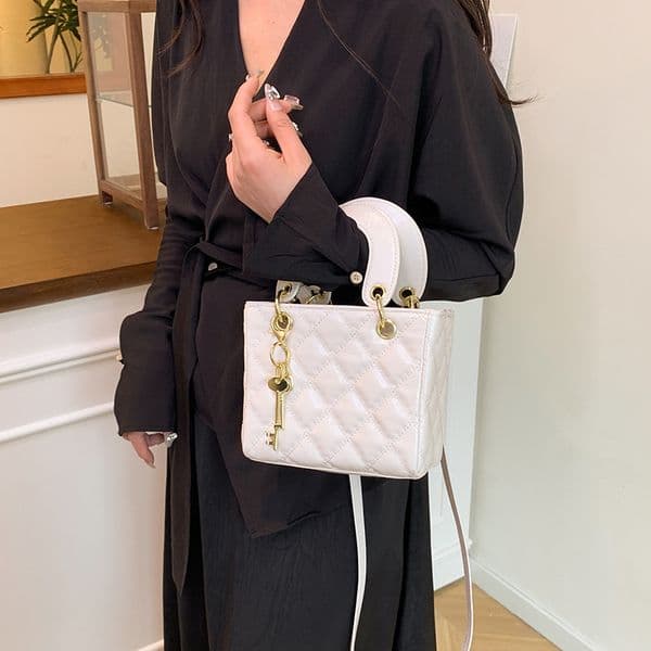 Bag Designer Woman Free Shipping 2026 Women's Mini Square Bag, Chic Chain crossbody bag Crossbody & Top Handle Purse, Fashionable Small Shoulder Bag