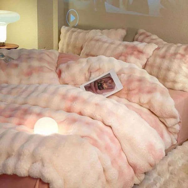 Queen Size Pink Fluffy Plush Shaggy Winter Reversible Duvet Cover Set with Bed Sheet and Pillow Cases Super Soft Thick Comforte XJ251225