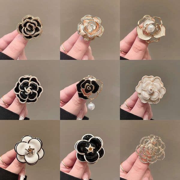 Luxury Camellia Brooch Exquisite Butterfly Rose Brooch Niche Fashion Blazer Floral Accessories