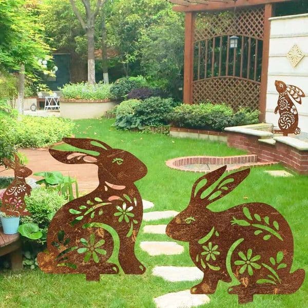 Rustic Metal Rabbit Garden Stake Rusty Finish Perfect for Outdoor Decor Backyard Patio Farm 26H0206