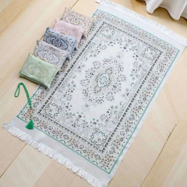Rug With Prayer Beads and Portable Bag Muslim Gift Islamic Soft Mat Gifts Set Turkish Carpet For Ramadan Eid Hajj 26L0203