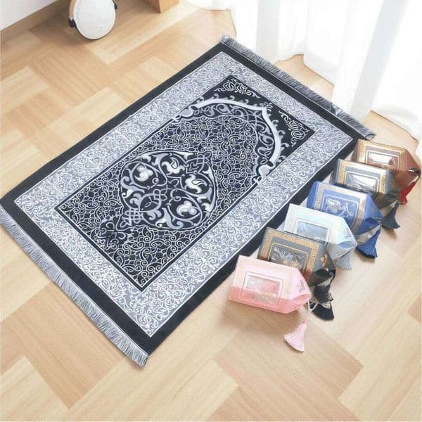 Muslim Rug and Prayer Beads with Elegant Design Cylinder Gift Box Janamaz Soft Sajadah Islamic Ramadan Gifts 26L0203