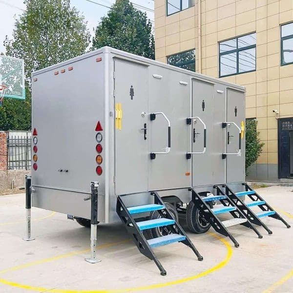 Heavy Duty Portable Toilet with HDPE Material for Construction Site Outdoor Mobile Restroom with 200L Waste Tank and Ventilation System