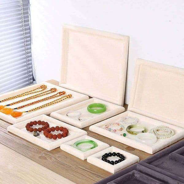 Elegant Beige Velvet Jewelry Display Tray Necklace Bracelet Earrings Ring Storage Viewing Trays Counter Jewellery Showcase Props 26Y0206