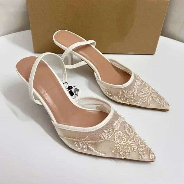 Designer Shoes Brand Designer White Women Wedding Pumps Mesh Embroidered Flowers Back Strap Sexy Slingback High Heel Dress Shoes For Ladies
