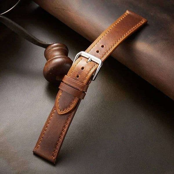 Cowhide Watchband 18mm 20mm 22mm Business Men Women Watch Bracelet Retro CalfskinStrap Oil Wax Discoloration Z260207