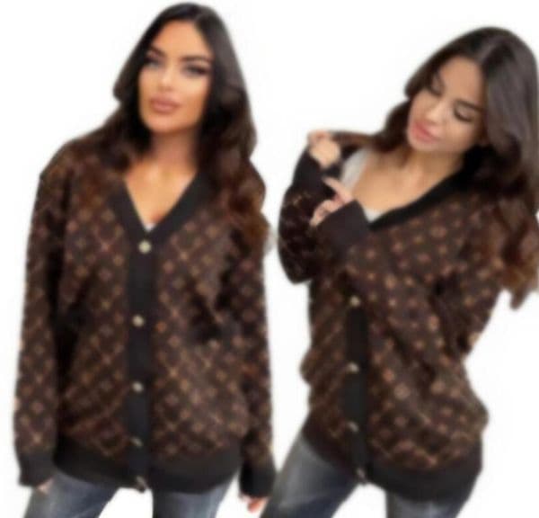 Womens Sweater Luxury Letter Tops Fashion Loose Designer Sweaters Knitted Cardigan Warm Hooded Coat Long Zipper Jacket