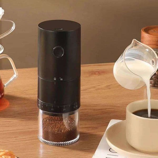 2025 Electric Bean Rechargeable Automatic Portable Coffee Grinder with ceramic core 26L0207