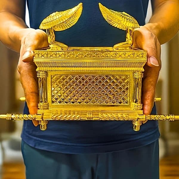 Golden Ark Covenant Figurine Commandments Aarons Rod Manna - Religious Jewelry Box Multi-Faith Holidays No Electricity 260128