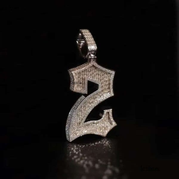 Custom Necklace VVS Dia Mossanite Letter Moissanite Pendant With Iced Out Chain in 10kt White Gold 31
