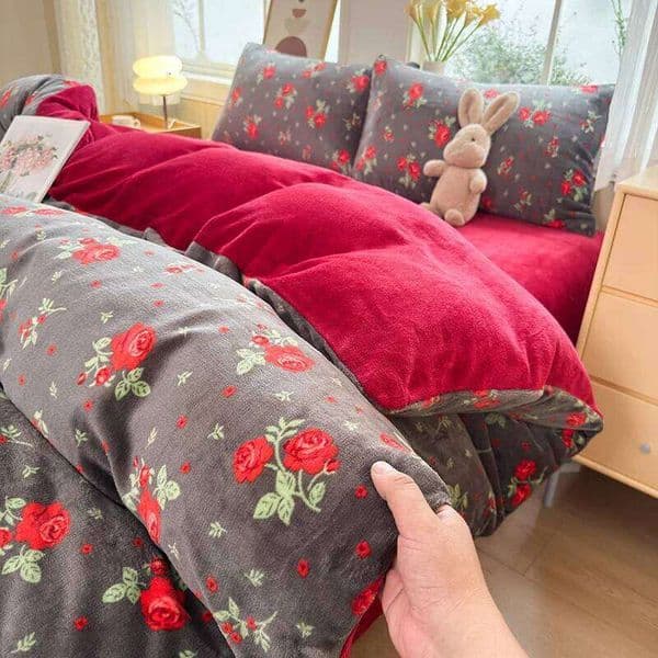 2025 new high-end milk four-piece set, bed sheet quilt cover, autumn heat storage warm fleece bedding three-piece set S260209