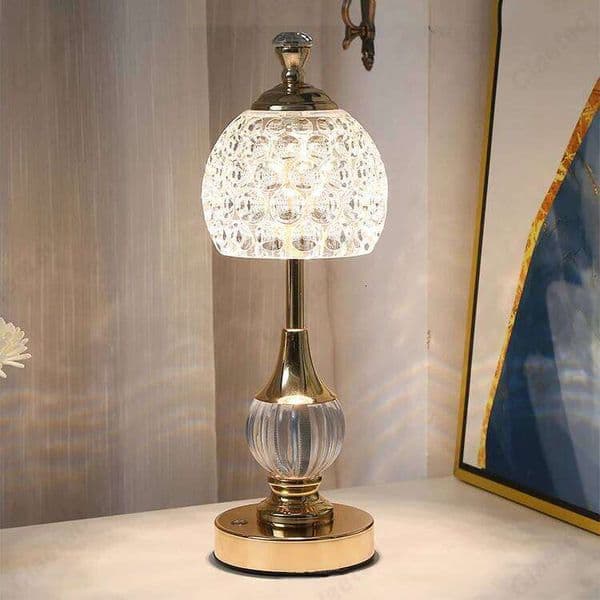 2023 New Metal Crystal Acrylic Table Bedroom Bedside Lamp Nordic Retro Home Decoration in Small Night Light C260210