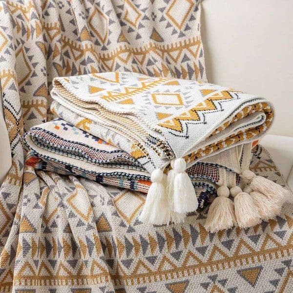Fringed Sofa Throw, Boho Style Home Decor, Small Cozy Throw for Couch or Outdoors, Soft Tassel Knitted Blankets 26Li0211 Blanket