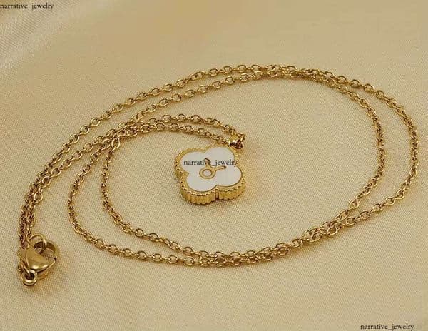 Wholesale Necklace 18k Gold Clover Shell Initial 26 Letter Girl Pendant Charm Sterling Silver Jewelry