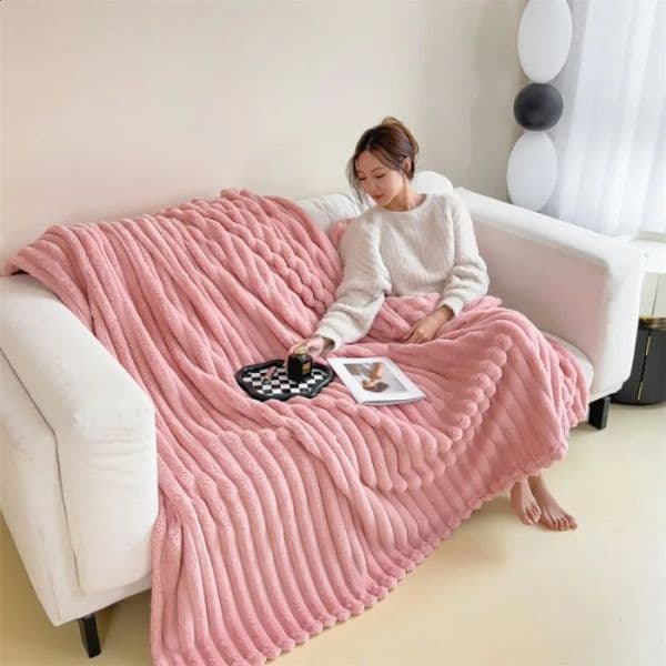 2025 autumn and winter solid color imitation rabbit fur blanket thickened blanket drawn milk fleece blanket no pillowcase 260129