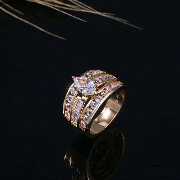 2025 New High-end Copper-inlaid Zircon Women's European Designer Wedding Ring And American Fashionable Engagement Jewelry Accessory