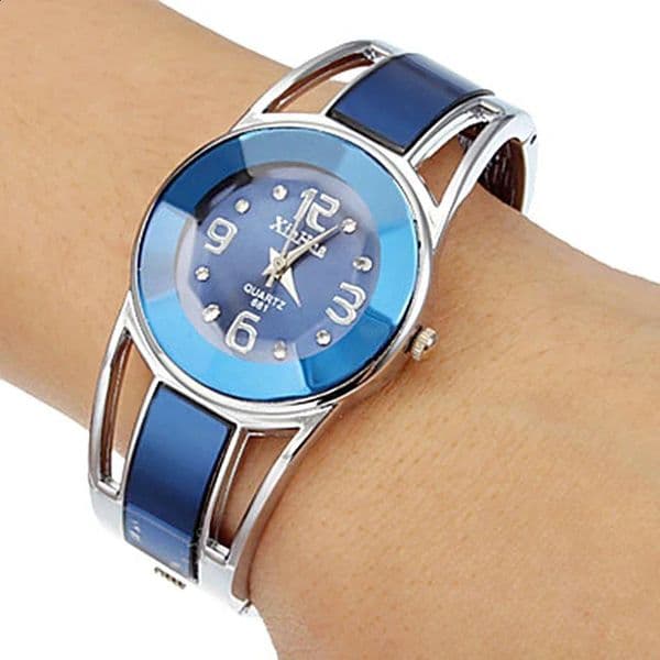 Sell Bracelet Watch Women Stainless Steel Dial Quartz Wristwatches Ladies Watch Watches for Women 260120