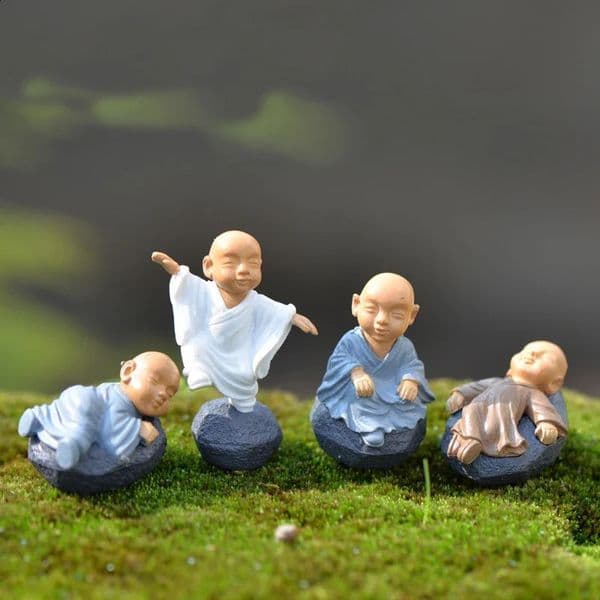 4pcs Figurine Fairy Home Decoration Accessories Kawaii Chinese Buddhist Monks Miniature Bonsai Garden Furniture Resin Craft 260130BJ