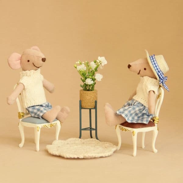 Miniature Dollhouse Home Decor H13Cm Interchangeable Mouse with Couple Outfit 260122