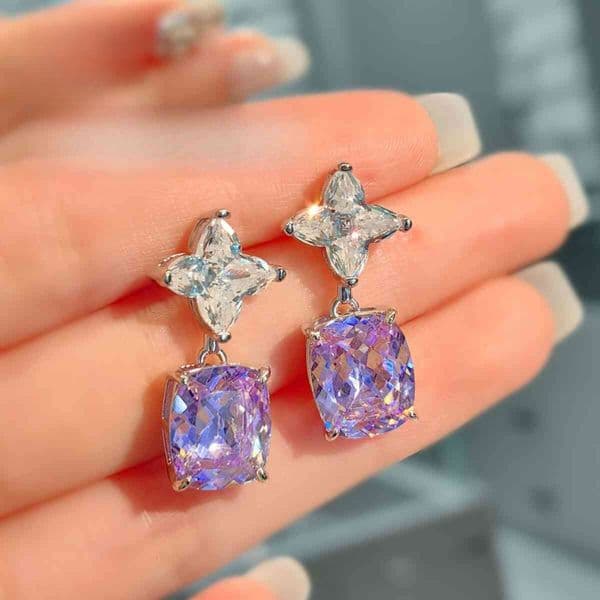 2026 New 2025 New Free Shipping Designer Accessories Ice Flower Cut High Carbon Stud Jewelry Dia High-End Earrings For Women