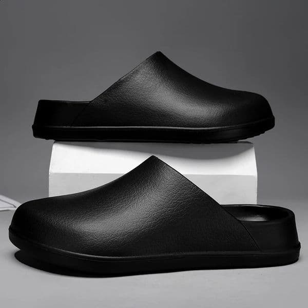 Original Men Clogs Slippers Comfort Mules Sandals Summer EVA Waterproof Non-slip Chef shoes Workers Outdoor Fishing Shoes 260124