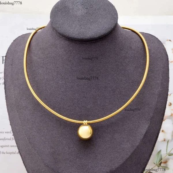 Ins Top Sell Heart Pendant Simple Fashion Jewelry Titanium Stainless Steel Circle Party High Quality Smooth Snake Chain Women Necklace For Lover Gift Never Fade