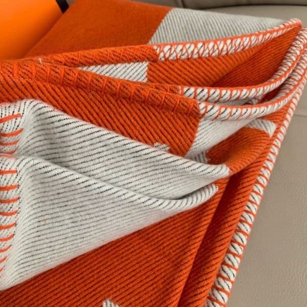 Designer luxurious sofa air-conditioning cashmere blanket, thickened 1400g, blanket pillow