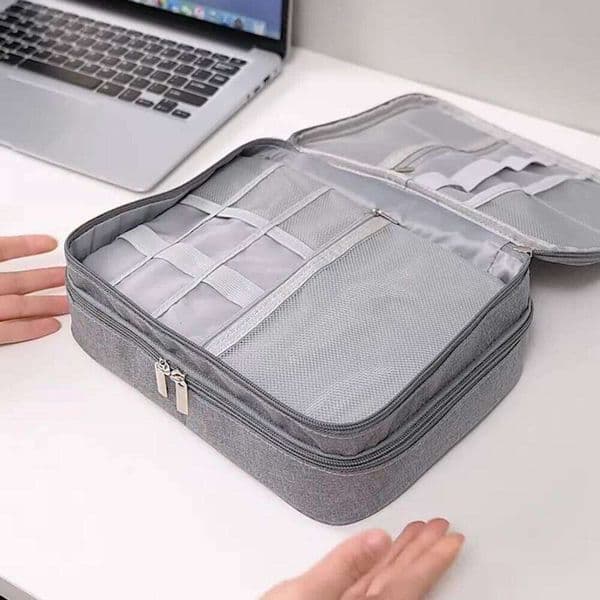 Black Oxford Cloth Electronic Accessory Storage Cube Travel Bag, Portable Data Cable Headphone Organizer Bag Office suppli 26Y0225