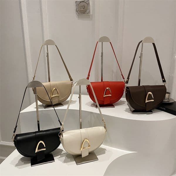 Minimalist design, spring 2026 new fashion retro textured stylish large-capacity saddle shoulder crossbody bag for women