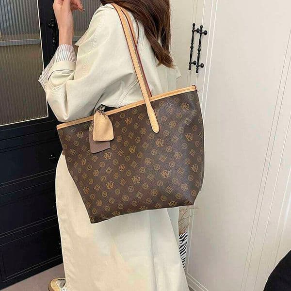 New zipper shoulder women's crossbody Paris fashion party shopping bag, equipped with luxury chain strap Z260225