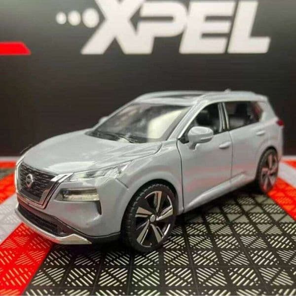 Plane 1:32 Nissan X-Trail SUV Alloy Diecasts & Toy Vehicles Sound And Light Advanced Car Model Collectibles slot car 26M0225 Car Track