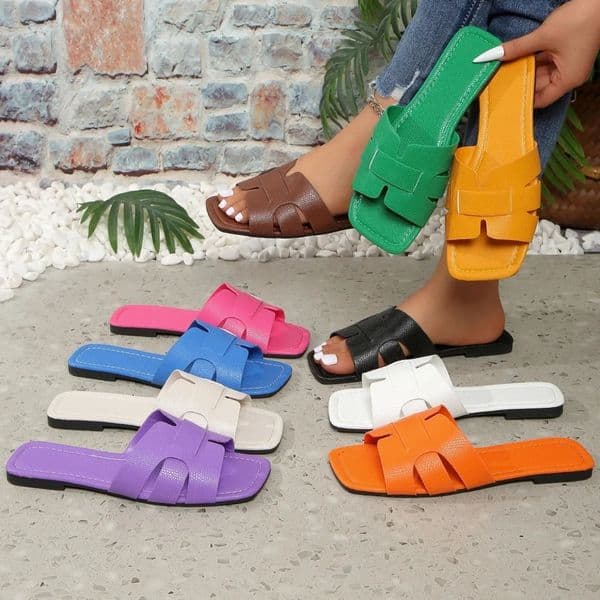 2025 Summer Women Slippers Trend Outdoor Flat Female Beach Sandals Shoes Big Size Slides Woman 260126BANJIA