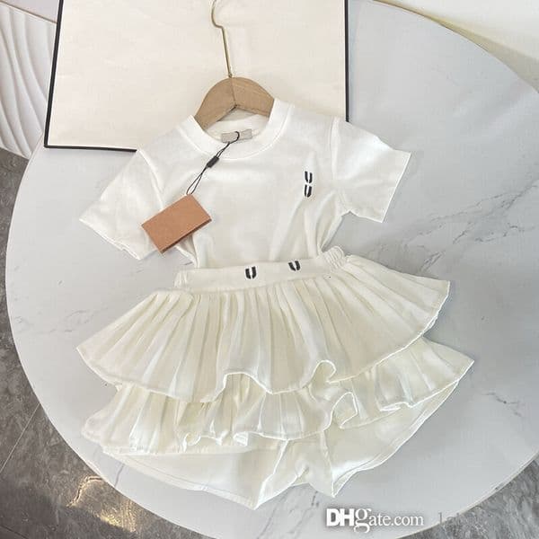 Kids Designer Clothes Cute Two Piece Skirt Set Baby Girls Summer Children Clothing Dresses Sets Short Sleeve Pullover T-shirt And Pleated Cake Dress L260528