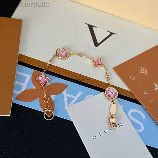 New Gold Designers Plated Brand Pink Jewelry Romantic Love Fashionable Charming Girl High Quality Bracelet With Box Wedding Gift