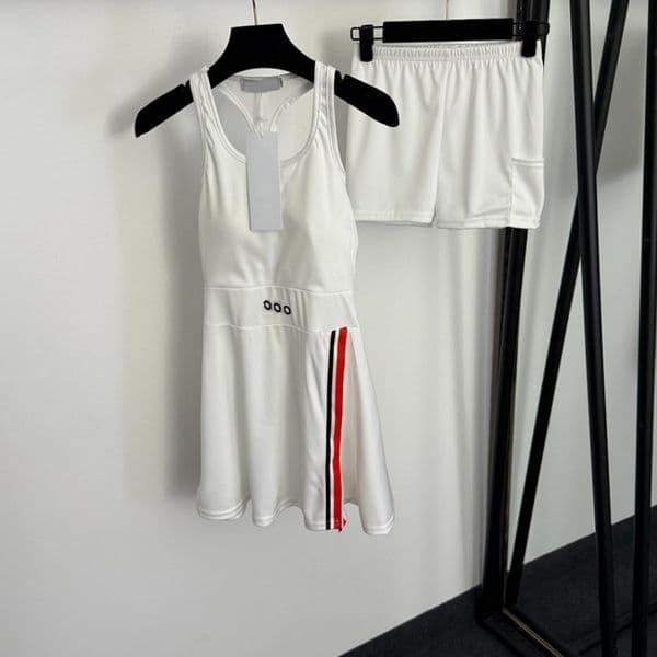 Women Casual White Two Piece Tennis Dress Set Designer Sport Pletaed Skirts With Shorts