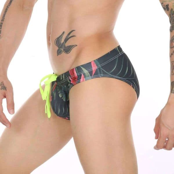 Men Swim Bikini Swimsuits Swimming Briefs Sexy Swimwear Quick Dry Beachwear Low Waist Beach Surfing Bathing Shorts Trunks C260227
