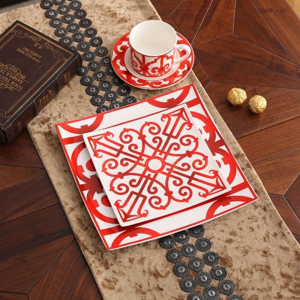 Luxury Square Ceramic Plate Set, Sleek and Contemporary Design, Perfect for Everyday Meals, Special Events, or Dining Parties