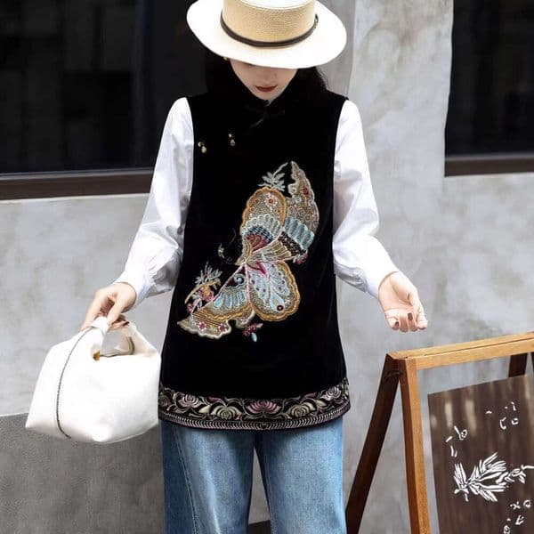 2026 Early Spring New Model Chinese-Style Modified Cheongsam With Elaborate Embroidery, Traditional Design, Diagonal Stand-Up Collar, Sleeveless Velvet Vest Luanyun