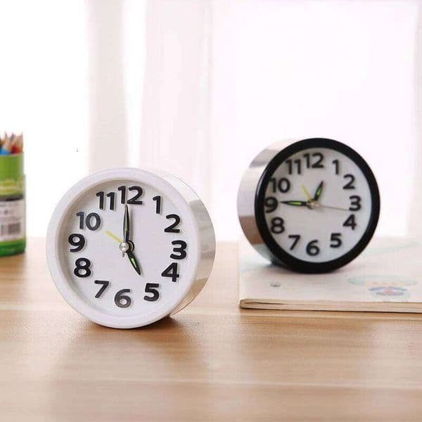 DJN Square Round Small Silent Table Wake Up Battery Powered Portable Alarm Clock 26W0228