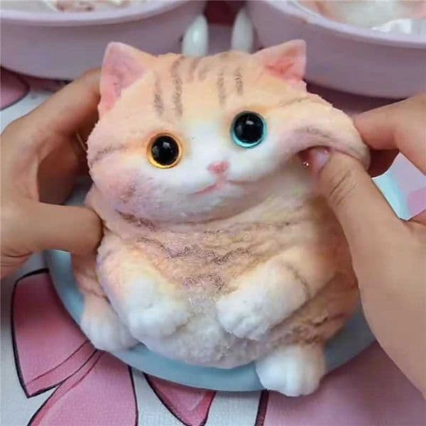 Cute Kawaii Cat Squishy Soft Silicone Stress Relief Squeeze Toy Anxiety Relief Desk Buddy Gift for Kids Adults Desk Decor Gift L2606018W12