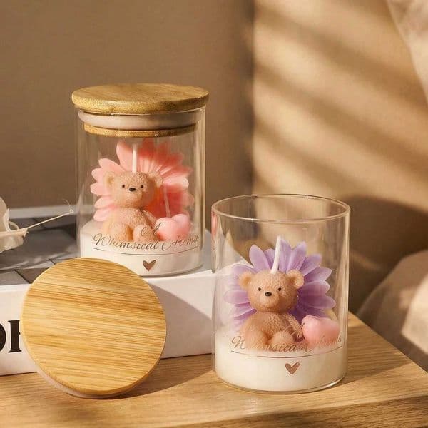 Teddy Bear Flower Candle in Glass Jar with Wooden Lid Scented Soy Wax Candle for Home Bedroom Desk Decor Gift for Women Girls C260530