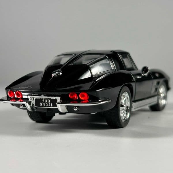 132 Chevrolet Corvette C2 Supercar Alloy Metal Diecast Model Car Home Trendy Desktop Display Ornaments Birthday Gifts For Boy L260601
