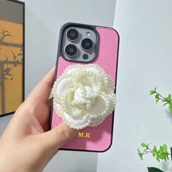 cute Custi name pearl flower leather hard Case for iPhone 16e 16 15 14 Phone Cover 13 12 11 Pro Cover Shockproof Back FundaJ260601