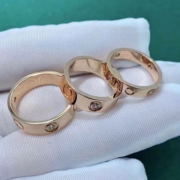Love Rings Womens Designer Ring Couple Jewelry Band Titanium Steel with Diamonds Casual Fashion Classic Gold Silver Rose Optional Size 4 /5 / 6mm