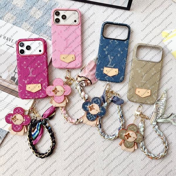 Wallet Case Luxury iPhone Case for iPhone 17 Pro Max 16 15 14 13 12 11 Pro Designer iPhone Coverwith Cross Body Chain or Card Holders Flip Purse Phone Cover All Protection