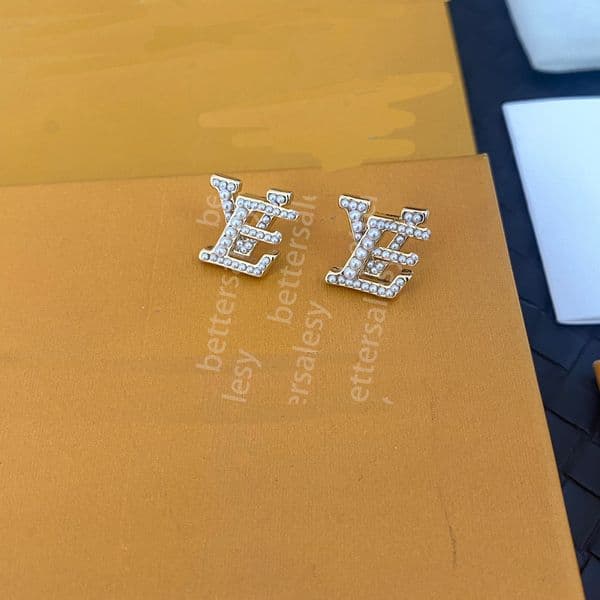 Never Fading High Quality Luxury Copper Designer Earrings Crystal Rhinestone Pearl Earrings Luxury Wedding Party Designers Jewerlry Christmas Gifts