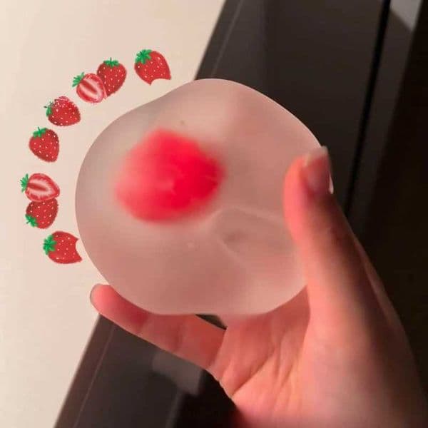 Strawberry Mochi Squeeze Toys Relieve Stress and Vent Anger Toys Slow Rebound Stress Relief Toy Relieve Stress for Friends L260601IP4T