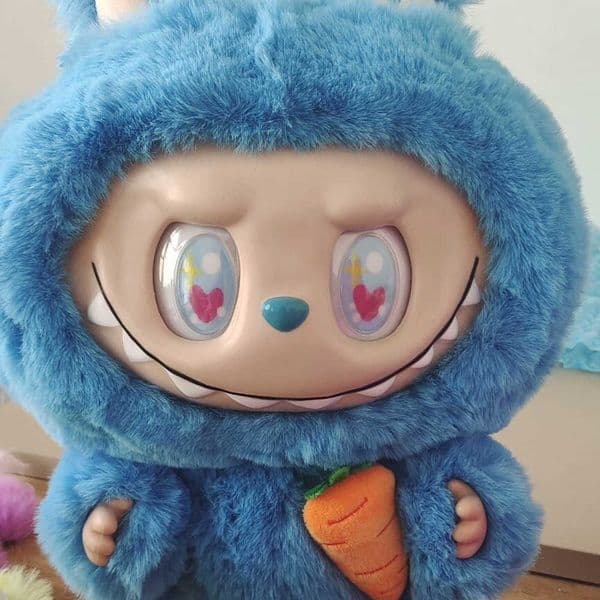 Labubu ZIMOMO Pink Plush Doll Rabbit Ear Stuffed Toy With Carrot For Collection Y260601