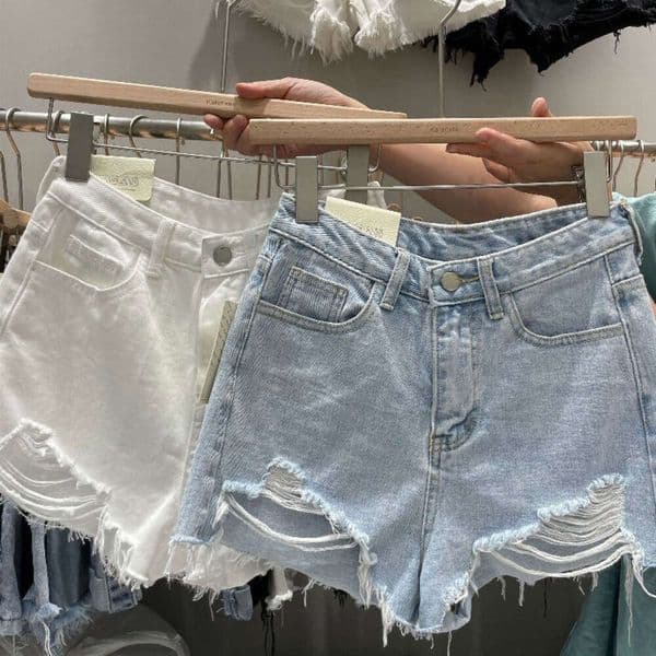 Raw Hem Denim Shorts For Women New Plus Size Loose Fit For Curvy Women, Korean Version A-Line Ripped Hot Pants For Summer